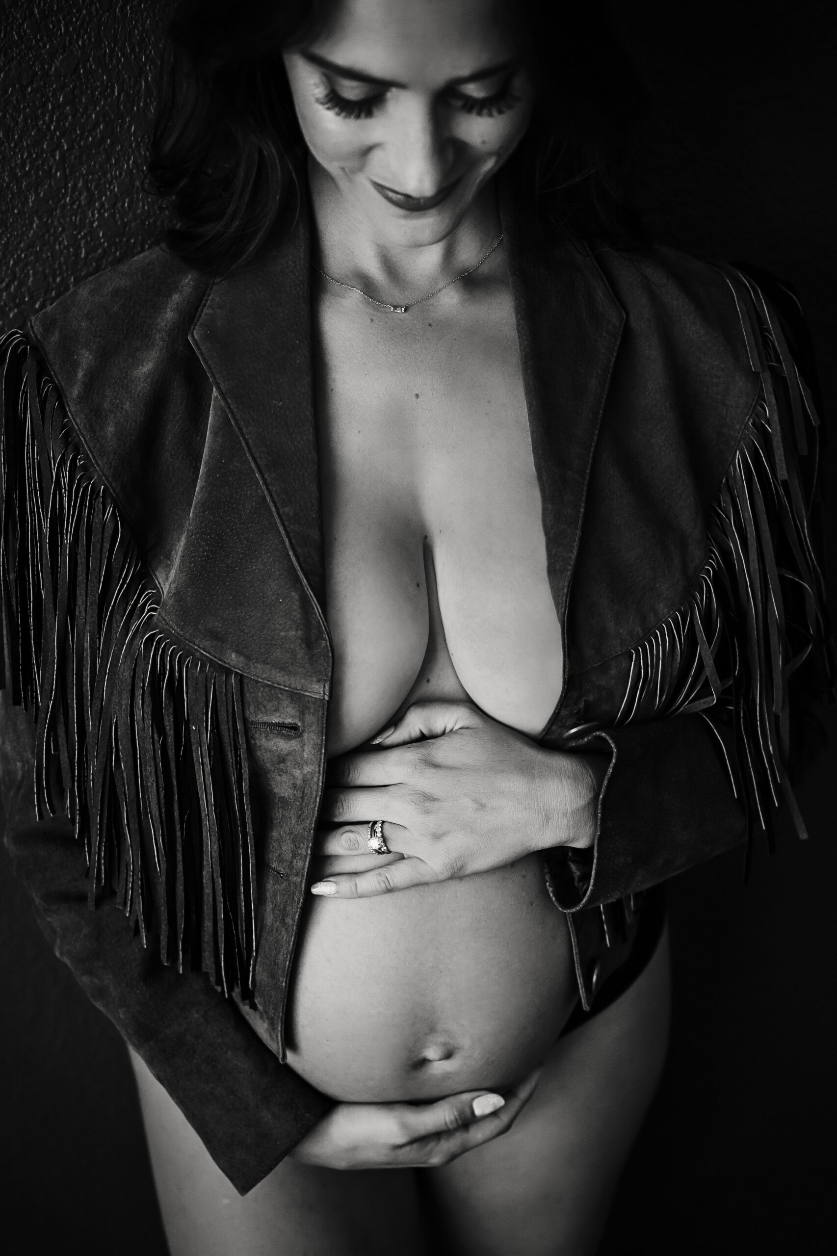 artistic-nude-maternity-photography.jpg